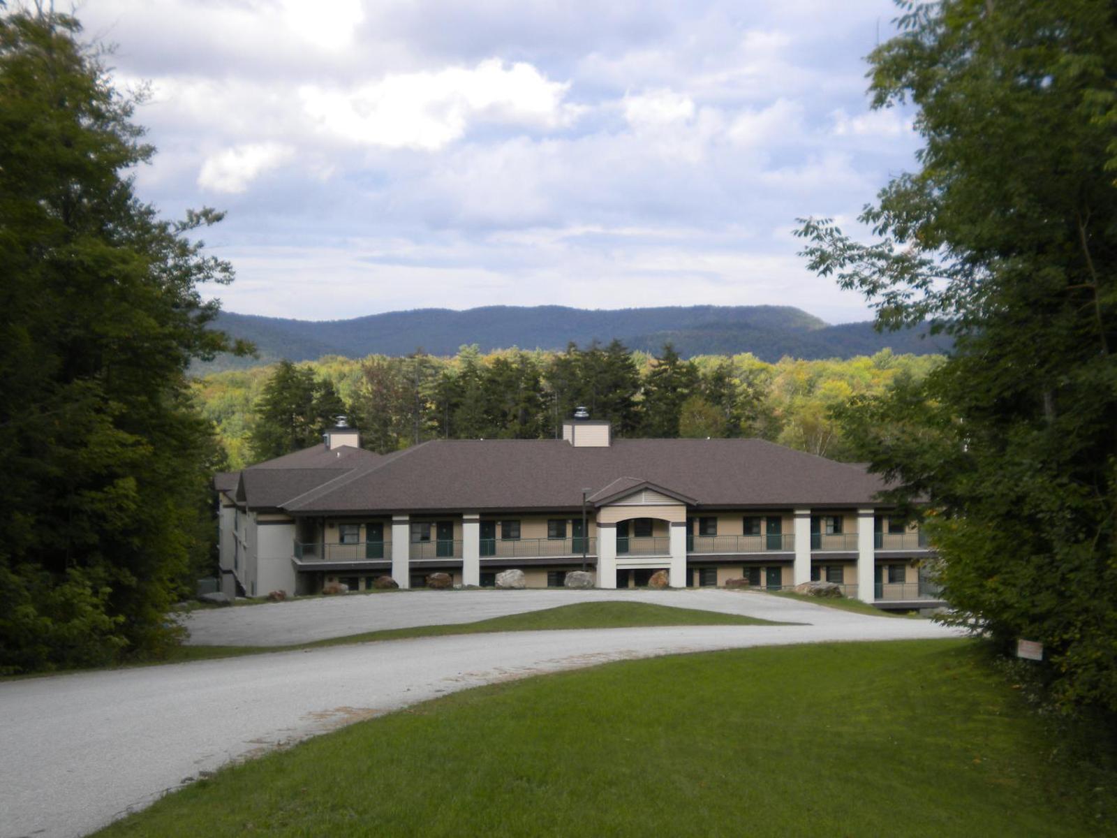 Hillside Inn Main image 1